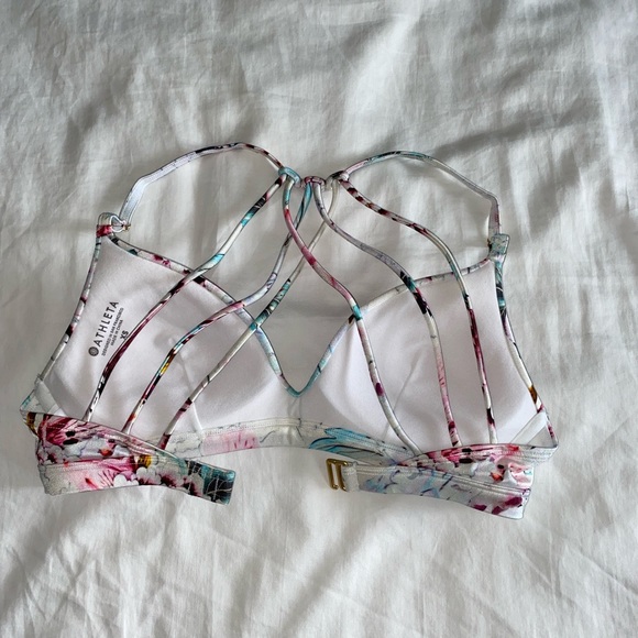 COPY - Athleta bikini Aqualuxe strappy molded bikini top and crossover bottom i… - Picture 5 of 12
